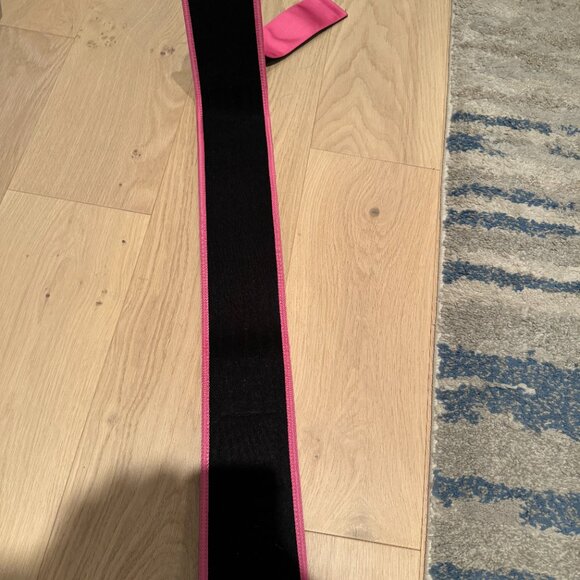 New Womens Large Nylon Weight Lifting Belt - Picture 4 of 5